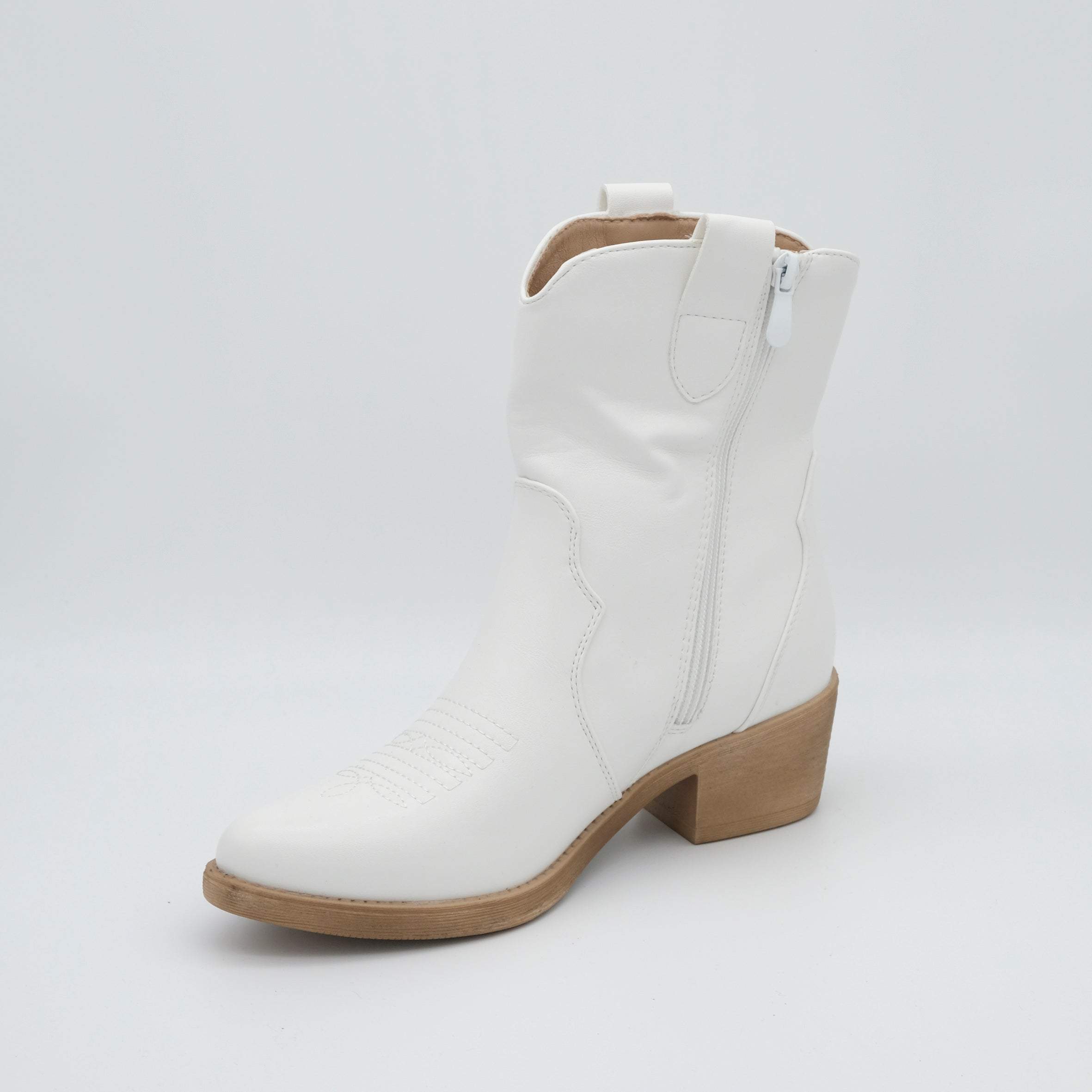 00028_8|40bea2cca6574ed5778475e3814fa352