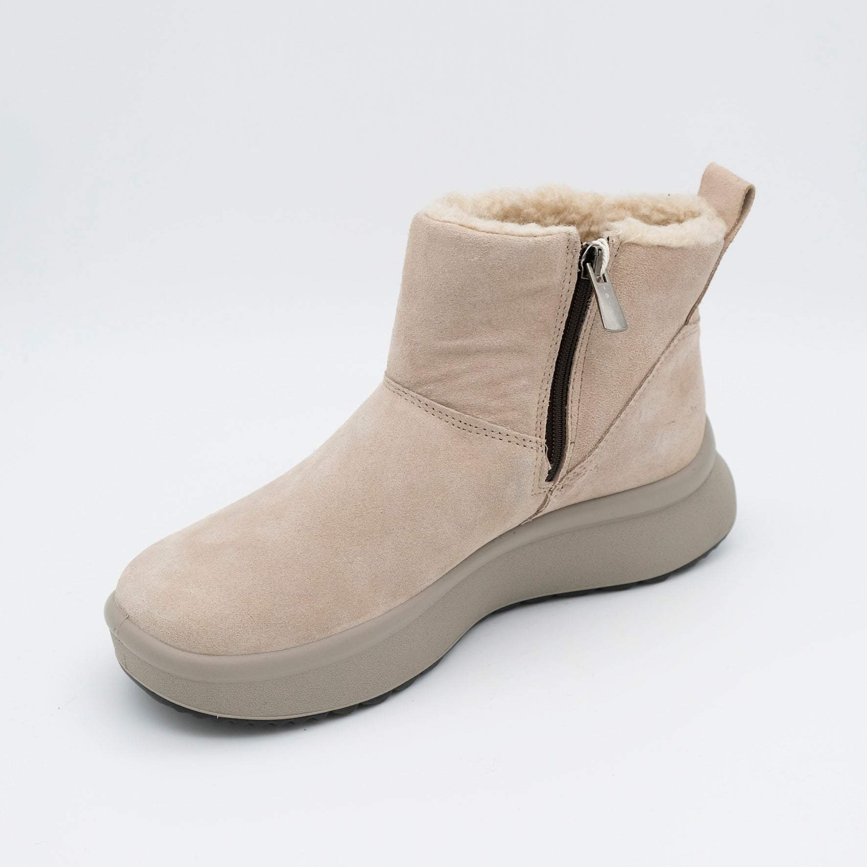 00045_10_2|afee886aa4ce20438f640812a992ccef