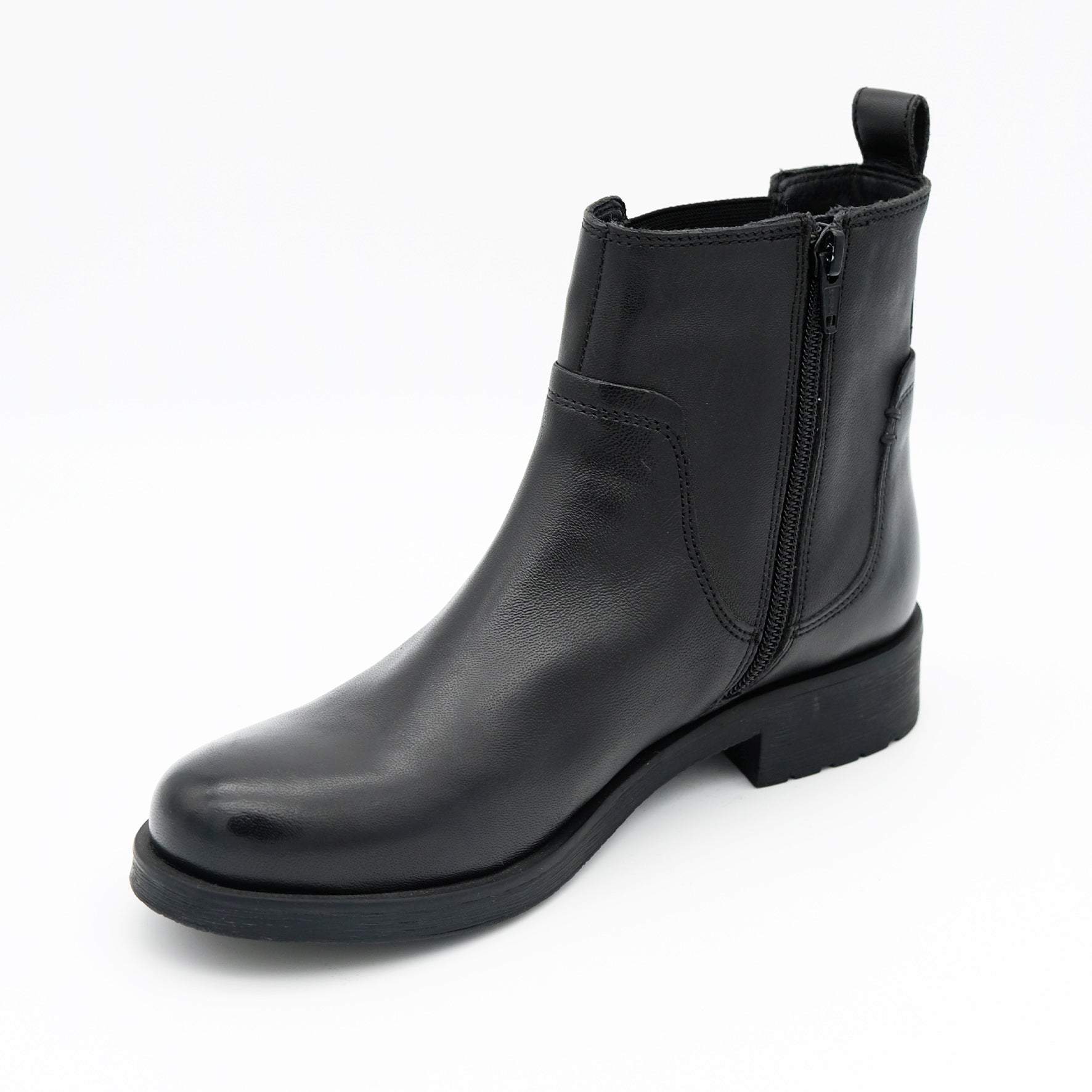 00065_1_2|64af454f99868757e0eb362349103d1b