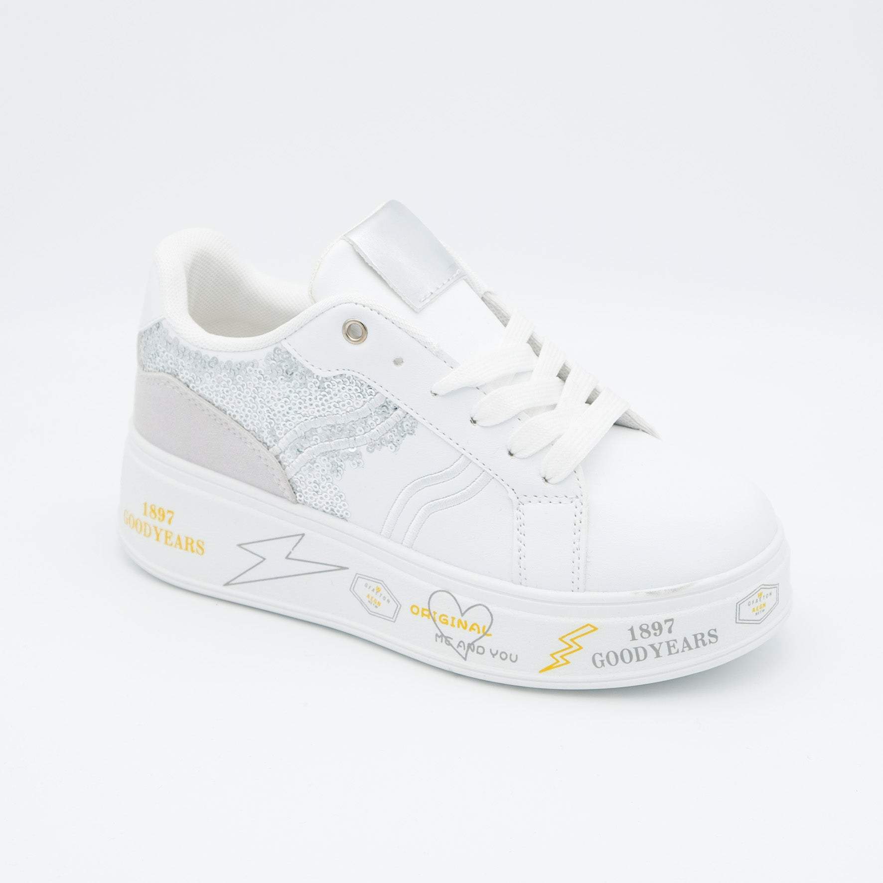 00153_8|2b4ccca1a30e87eec66f74b3312fe975