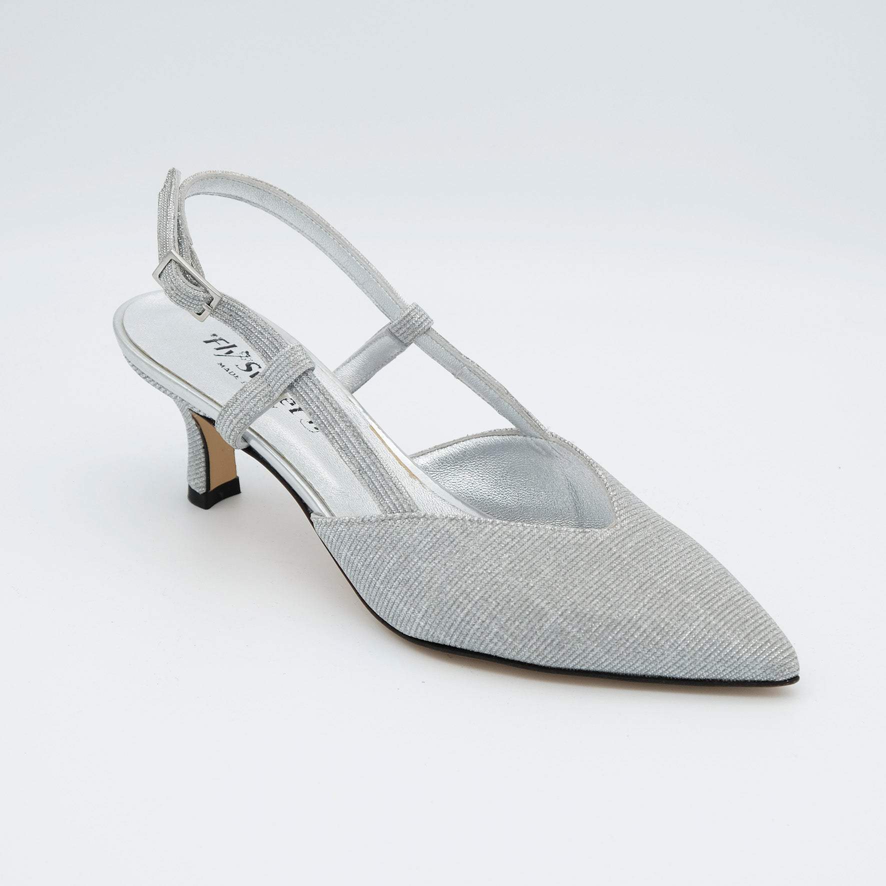 00165_2_3|e17c222fee0709cbd90738f47ab5a5b6