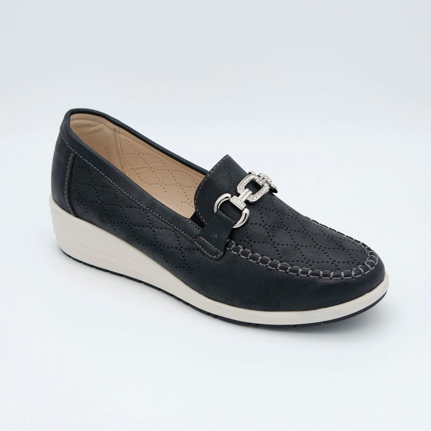 00227_1|f17fb94014533c26594aa704282d0178