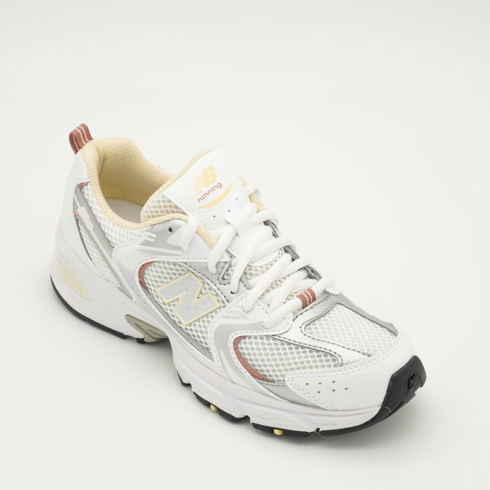 00465_292|9d9c7d59e4f04412f834c86d35519c94