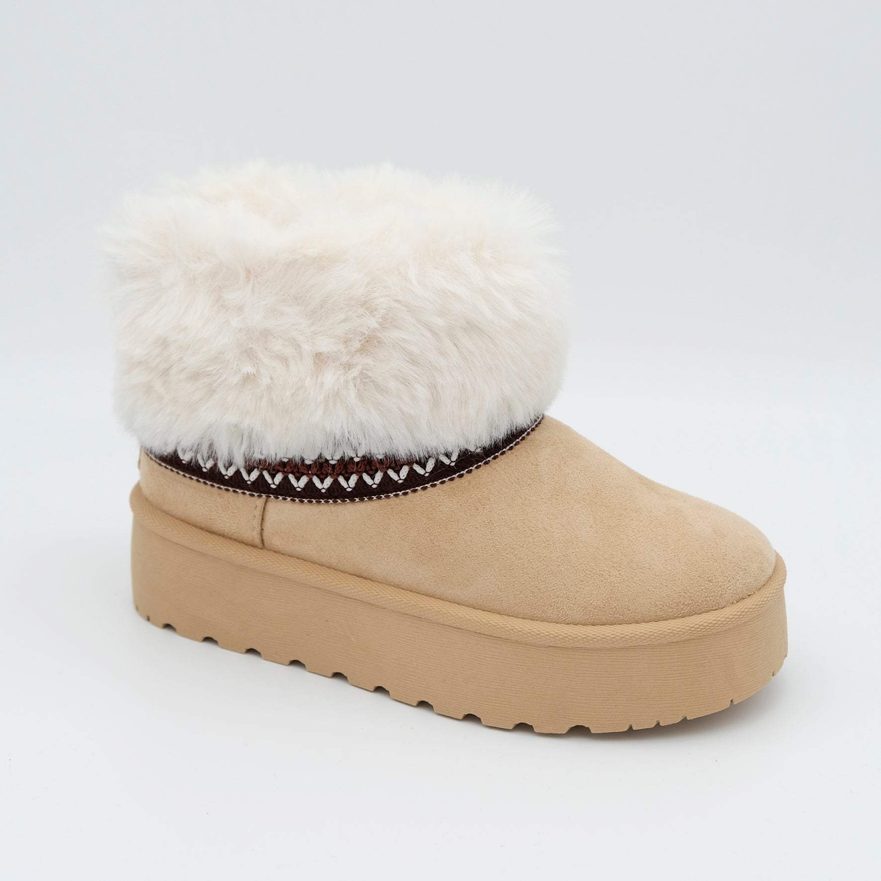 00519_10|b7a326fb2ba4a17fee7adf7ad902ddee