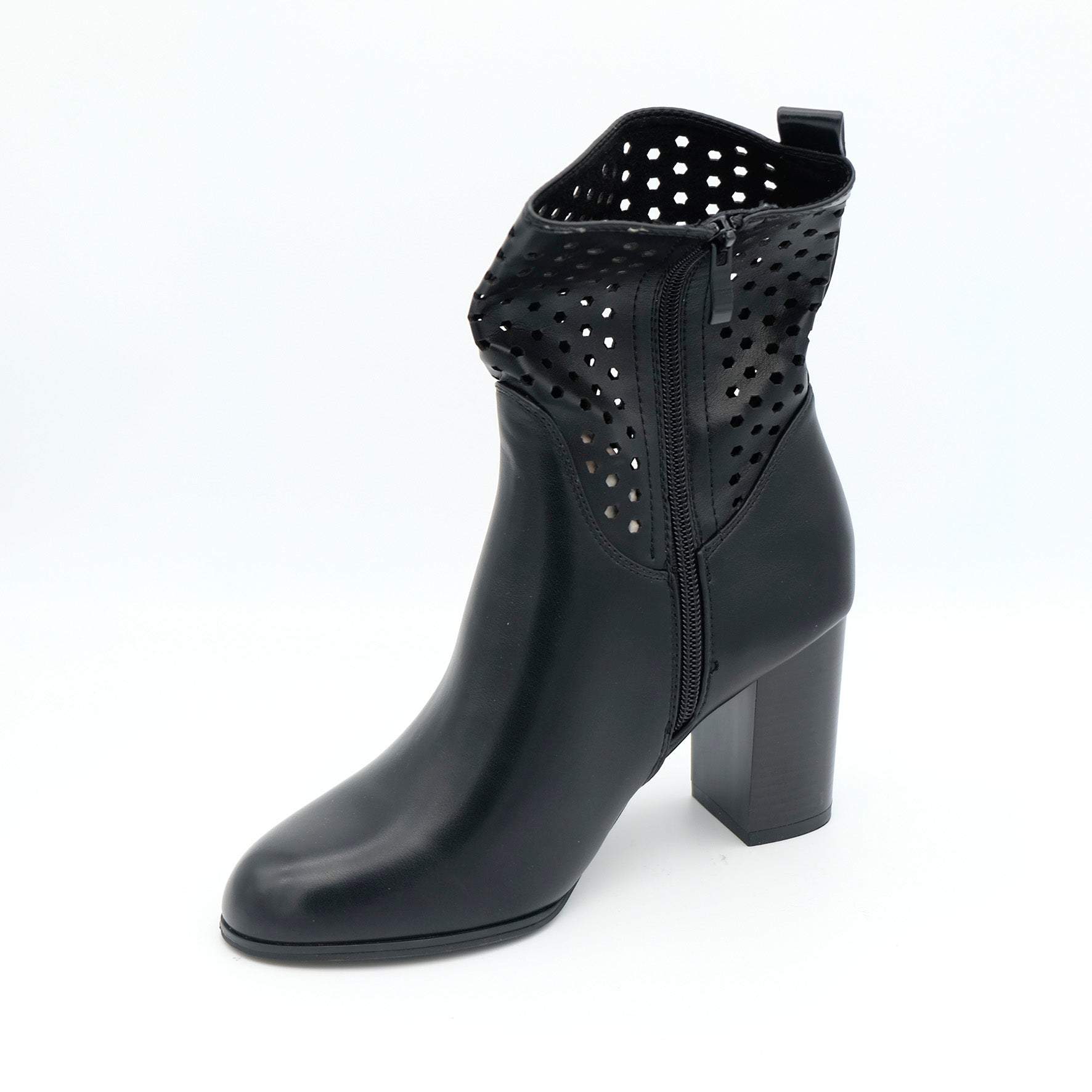 00520_1_2|f441bd5cd8bf8e481333d008b1119249