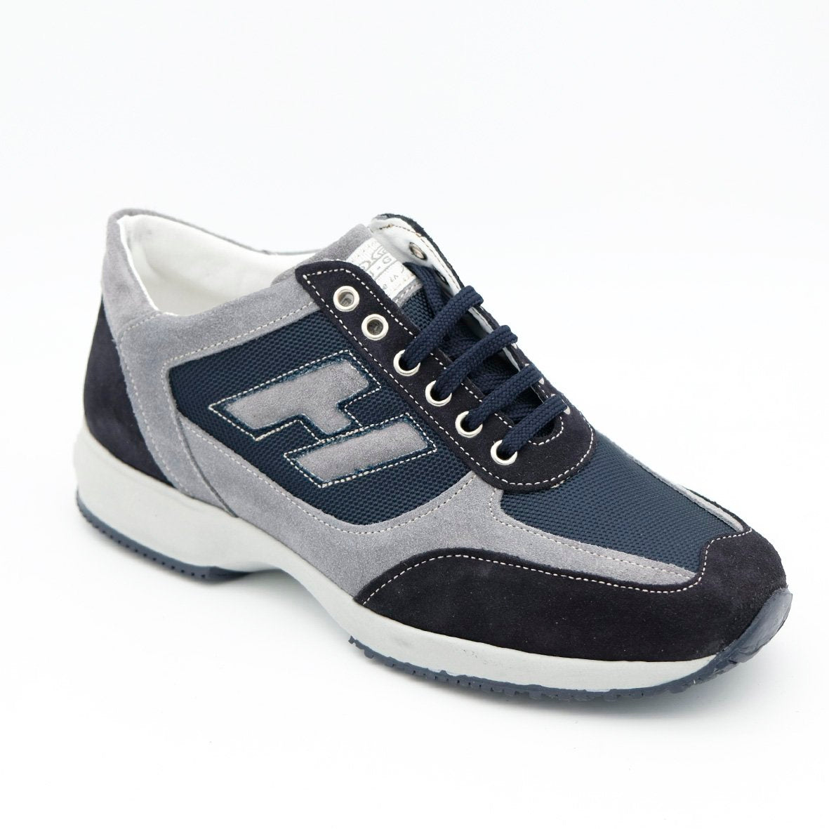 00666_5|b21bed44f4b2a513a23d57c979e736d8