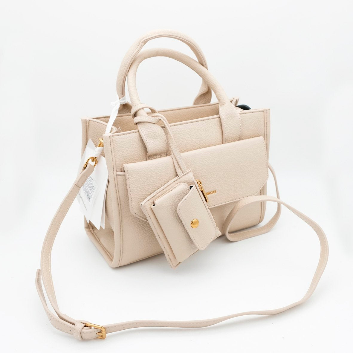 00784_10|b42c4969d4e7773f6275be024842bbd3