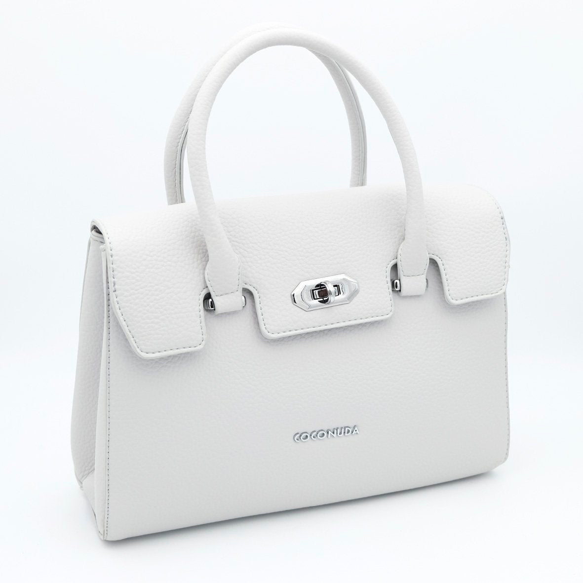 00790_5|5ae05aaafe609730d097bfdad9004a1d