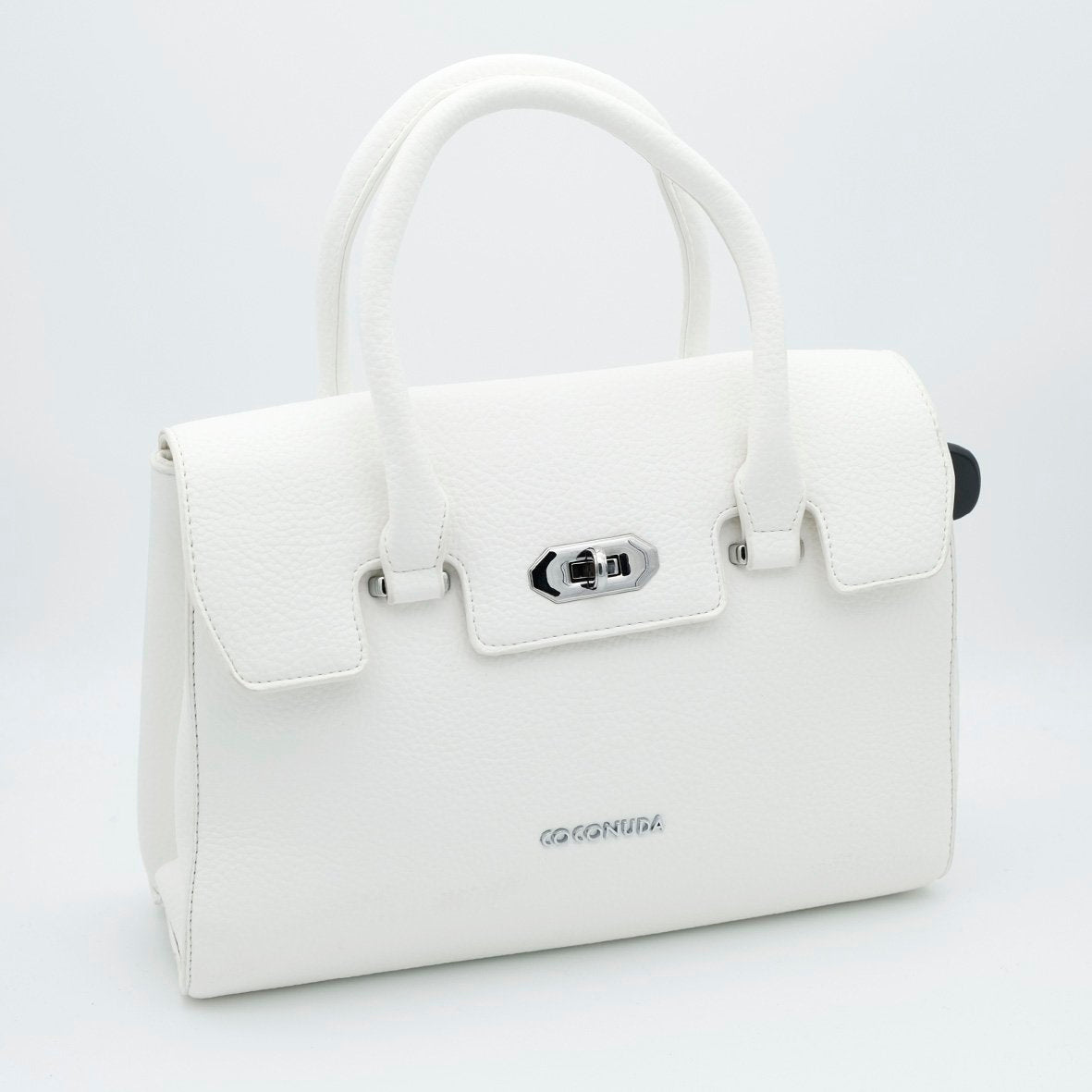 00790_8|5b0efd3f87d9852c9888549c6ae0347c