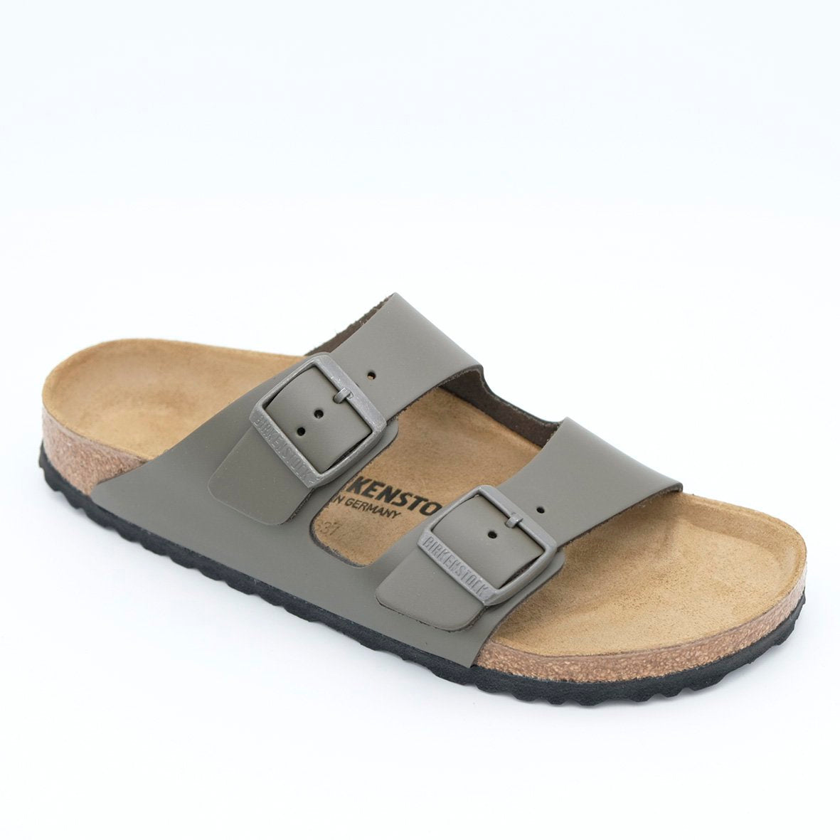 00826_41|d3f259b36405734d1c568836a87f83e5