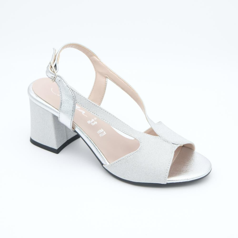 01546_44|446b1e54e4853bee15a98fca7d564387