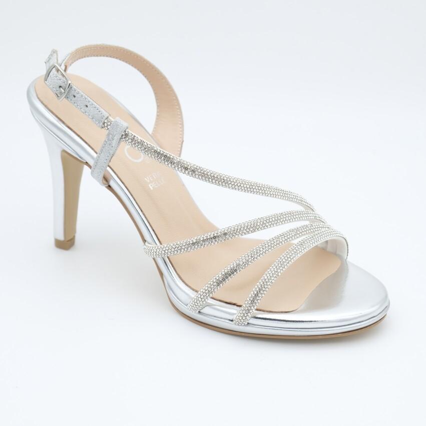 01555_7|f8815792538a4bcb13bf5db9e06cf50b