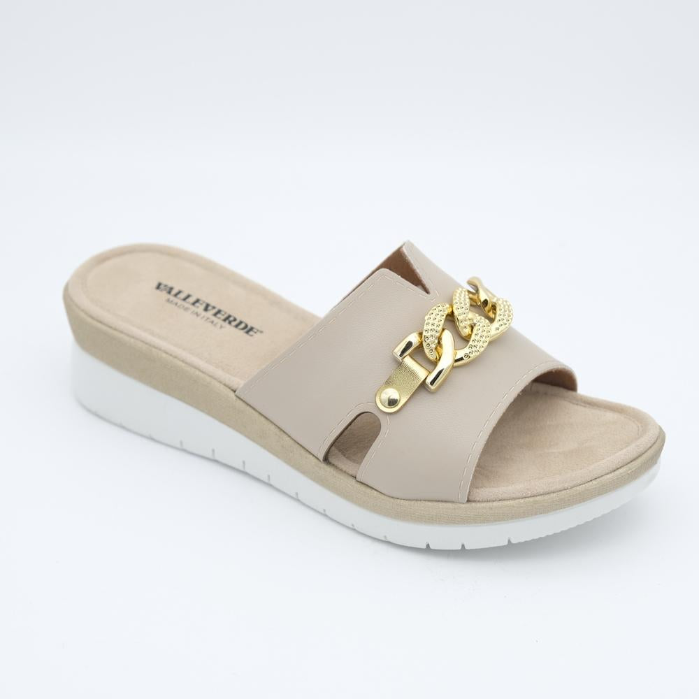 01881_10|f7fd886cab250de3cdc30db22841440e