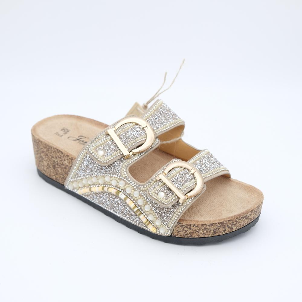 02000_10|df405d7d50e6c581b5936a2caf7dd94c