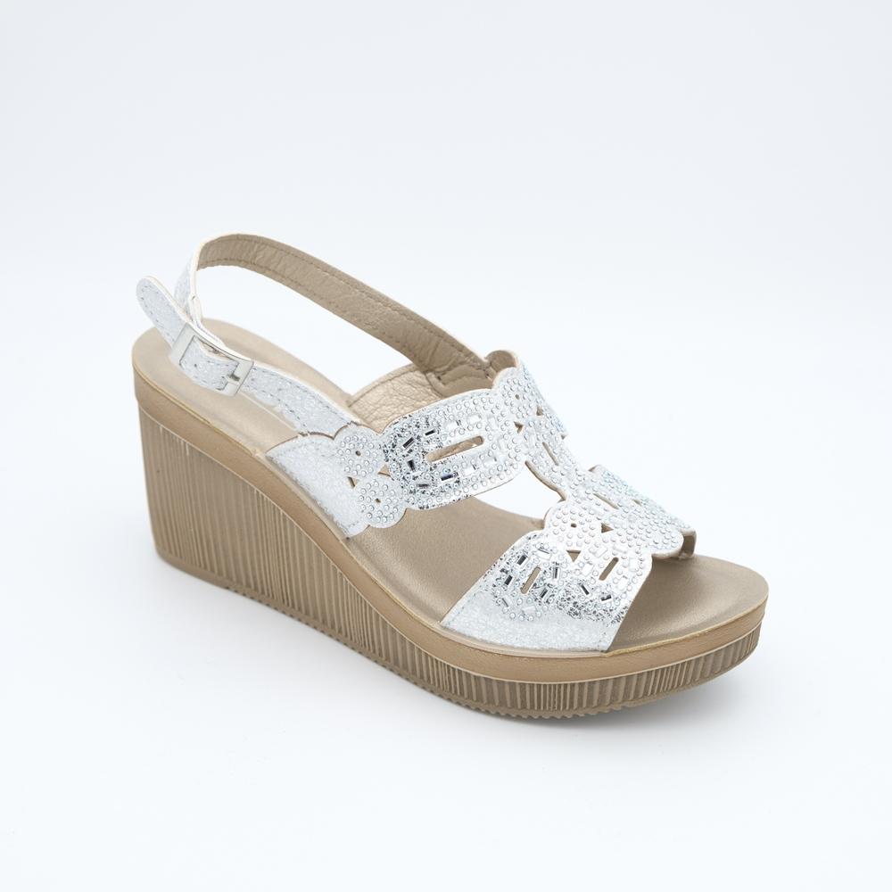 02028_8|e17a7f469728d1436b90e92b71a9c3fc