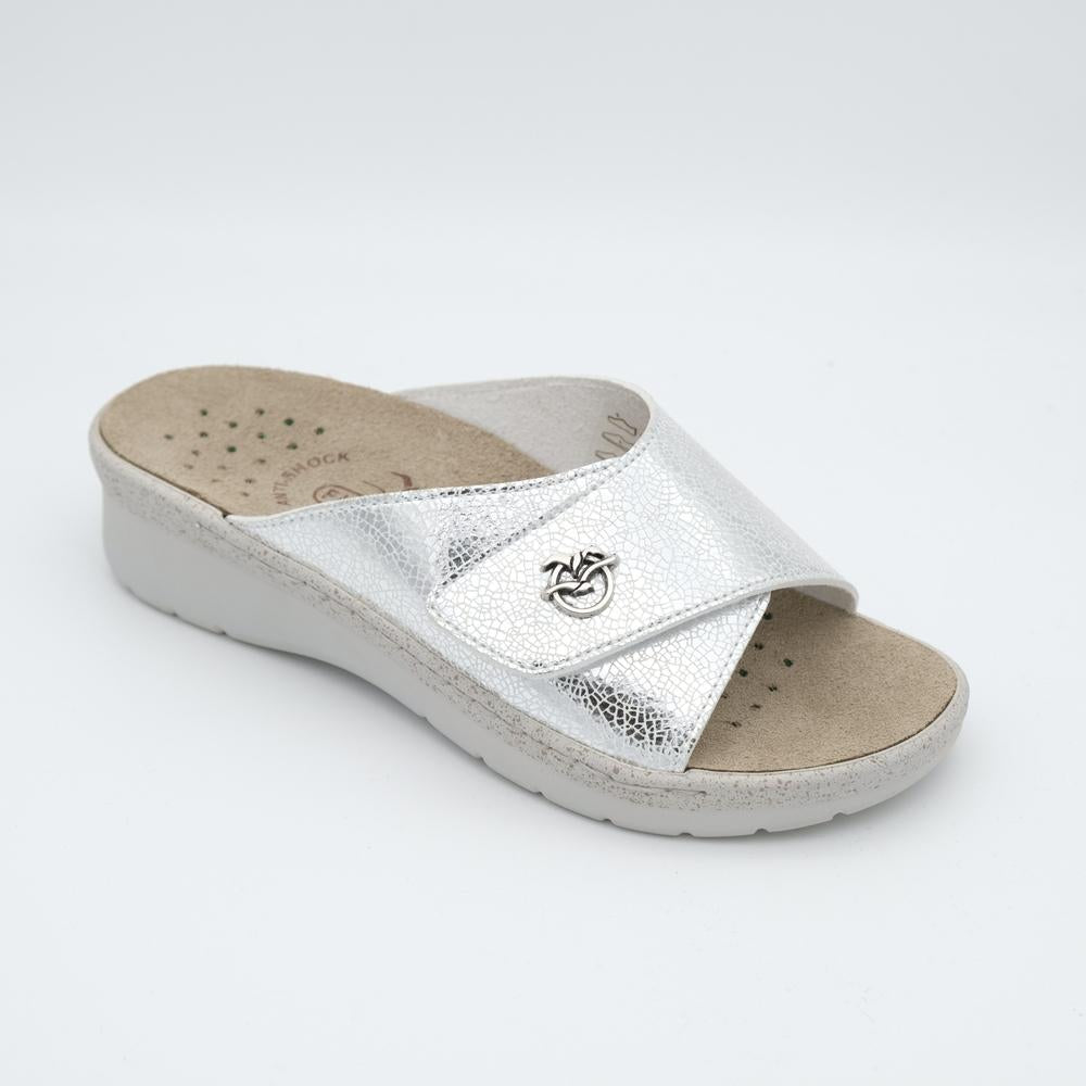 02045_7|97c806df61ff15de9eac9ce395f80a6b