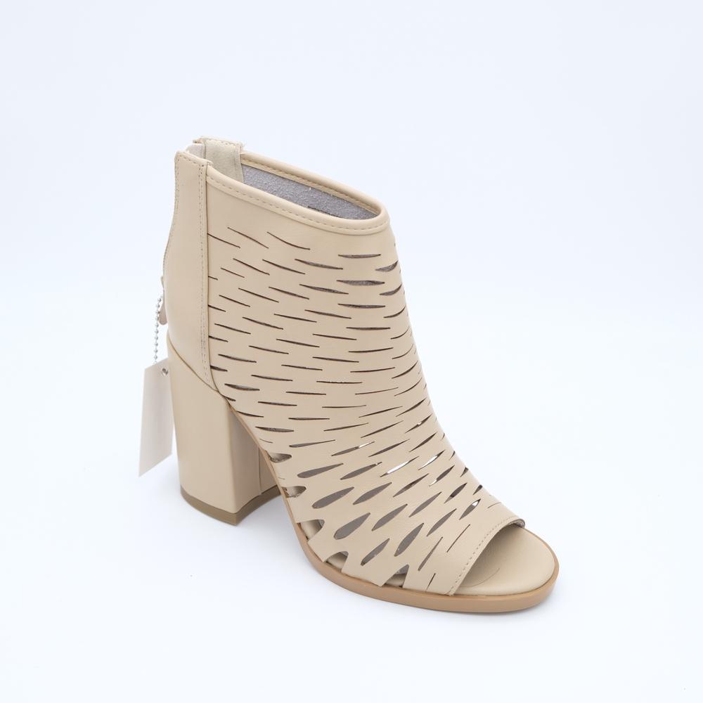 02447_10|0271f2348023b5ccdc81e232542bc943