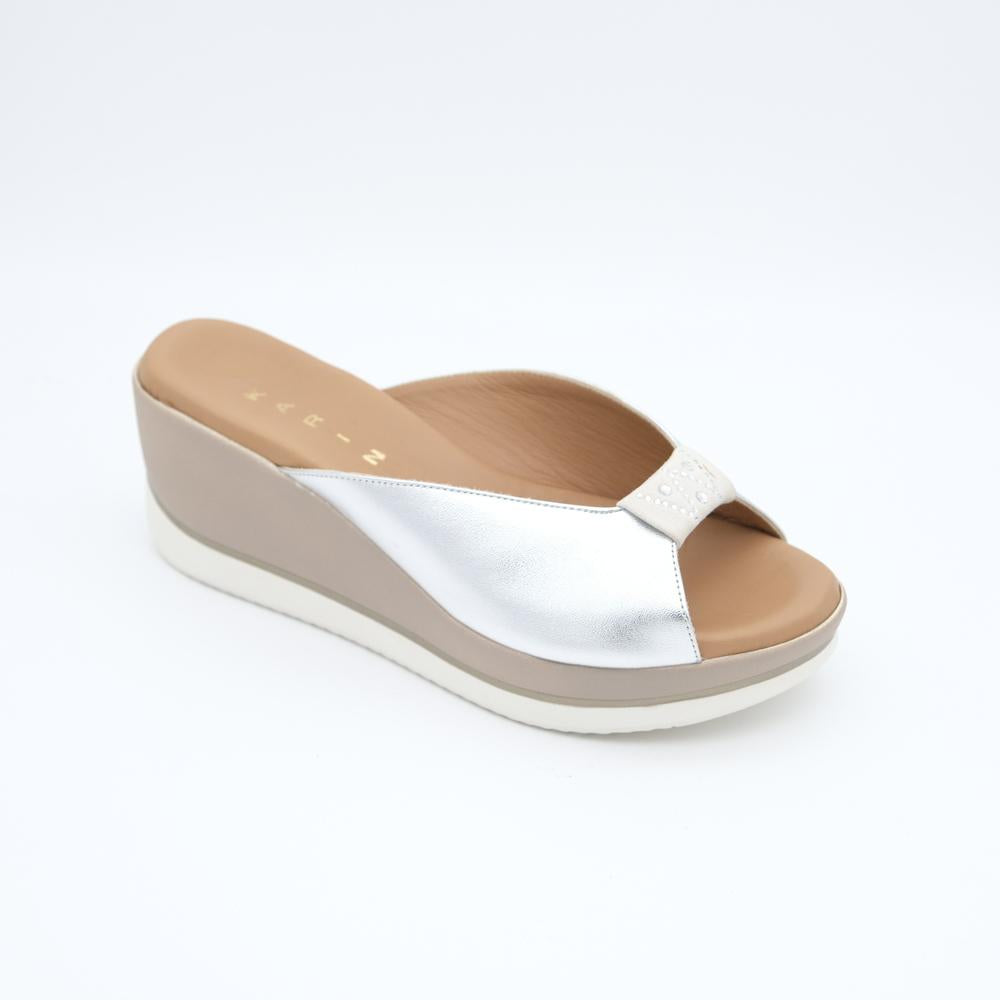 02691_7|a7b35ebf2808c7fb193df77768d1fda3