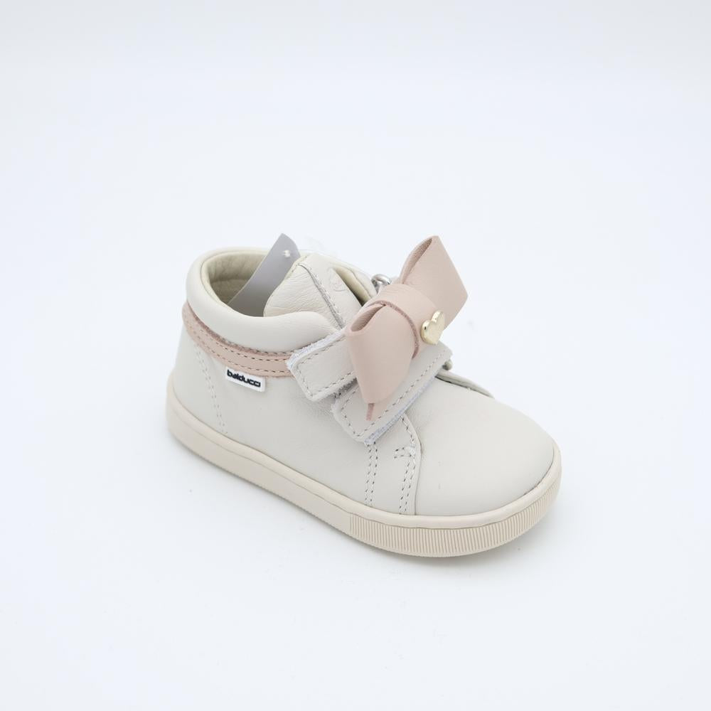 03182_6|274544b91f54b03d597e45a1e6fd1363