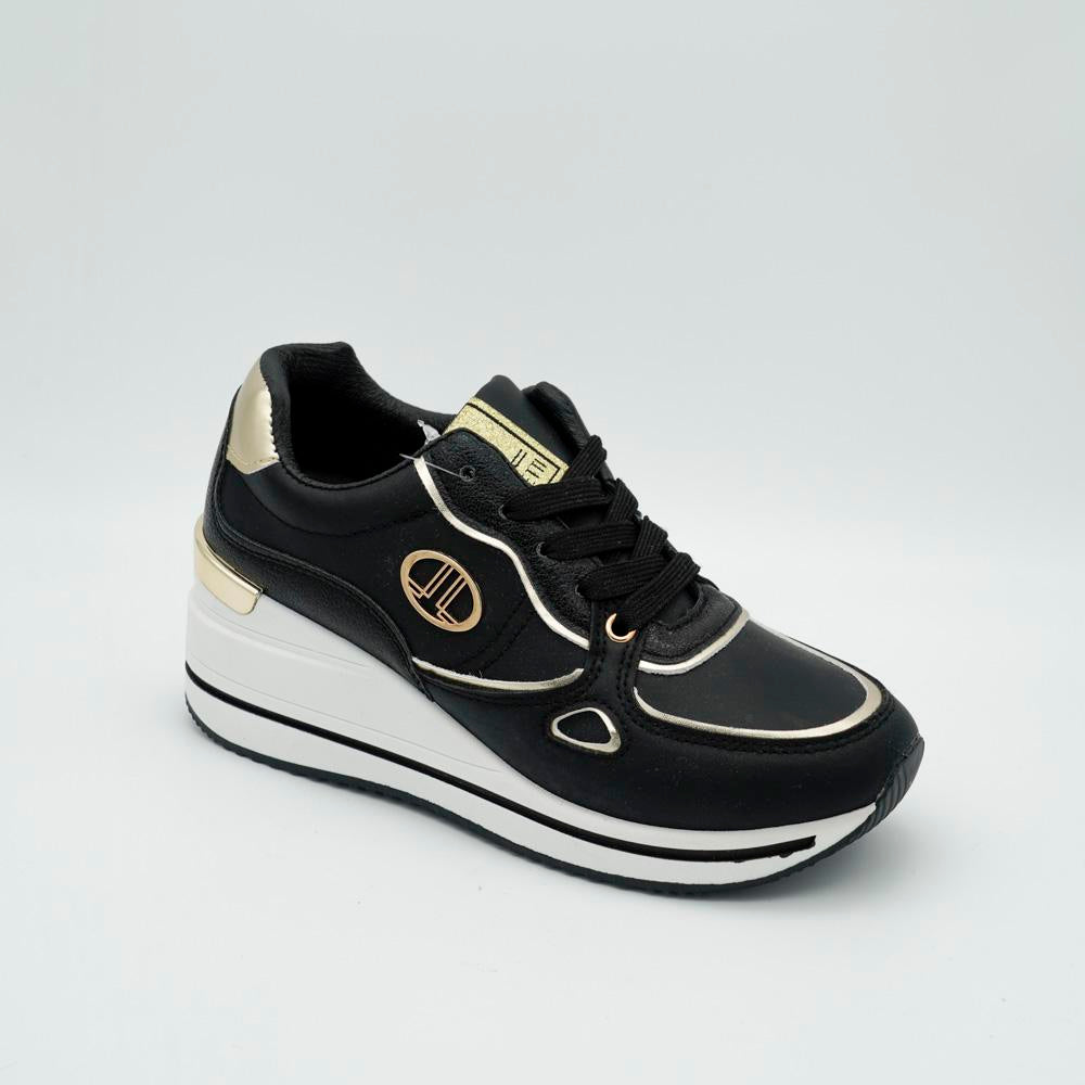 03212_261|83f2594d383b284e3ad307b521a06fa3