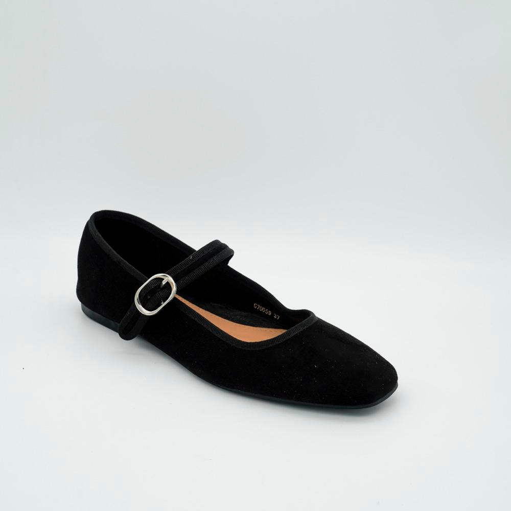 03284_1|81c3a92bb3b536290ac5b9bcdc042097