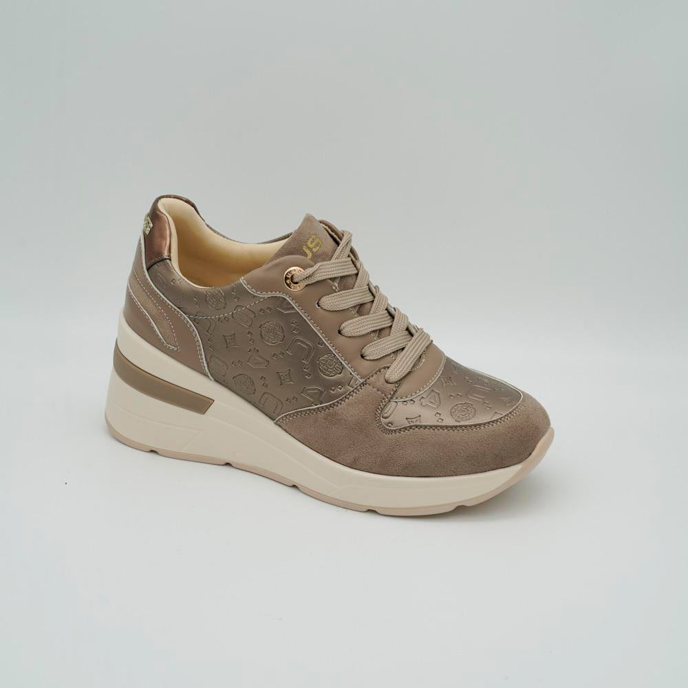 03300_13|8749e6ddcc2f4af29b3423285d6d6d4f