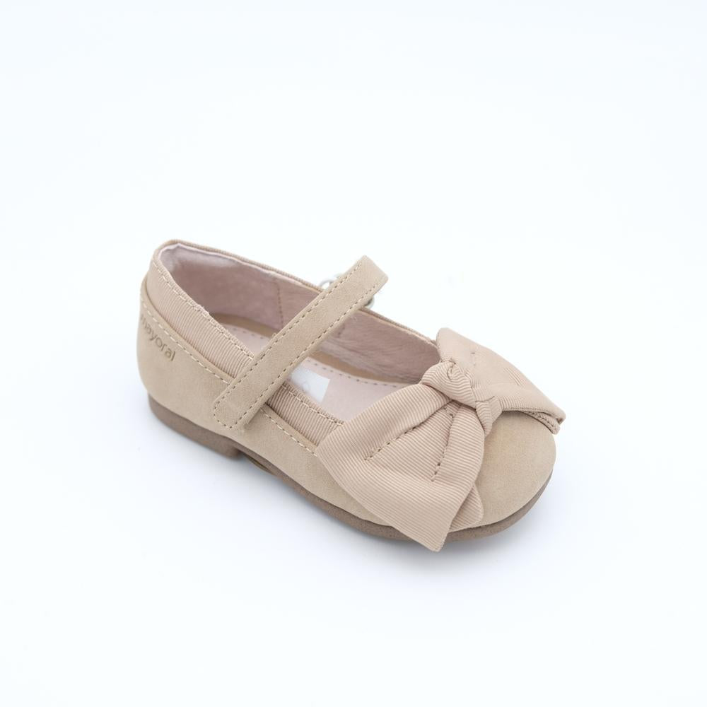 03512_10|89037f8c84adbd68bbf8a7c8838f4728