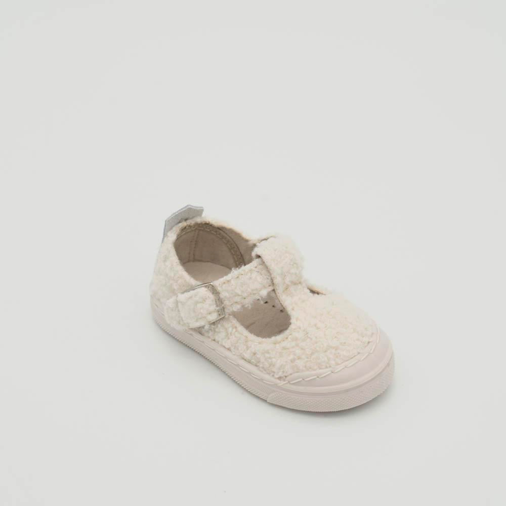 03581_19|37246ed97897282e771f8b69c417ad5c