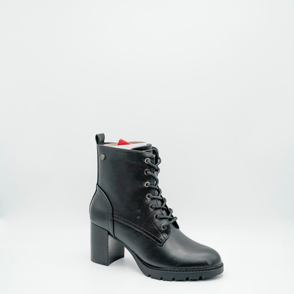 03636_1|5d1d991aace1533a86fa59a3fcfd1c85