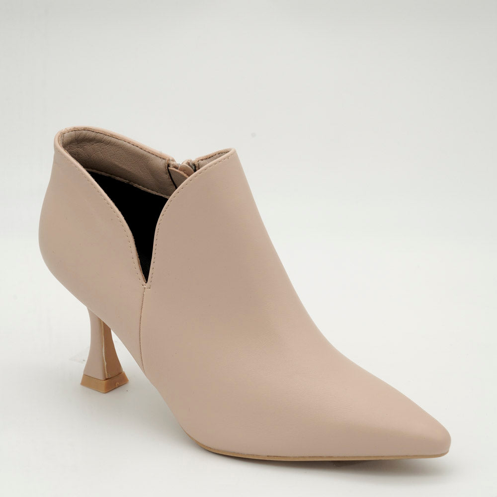 03718_105|f227f0773a8c821c11e0947aa9f10a01