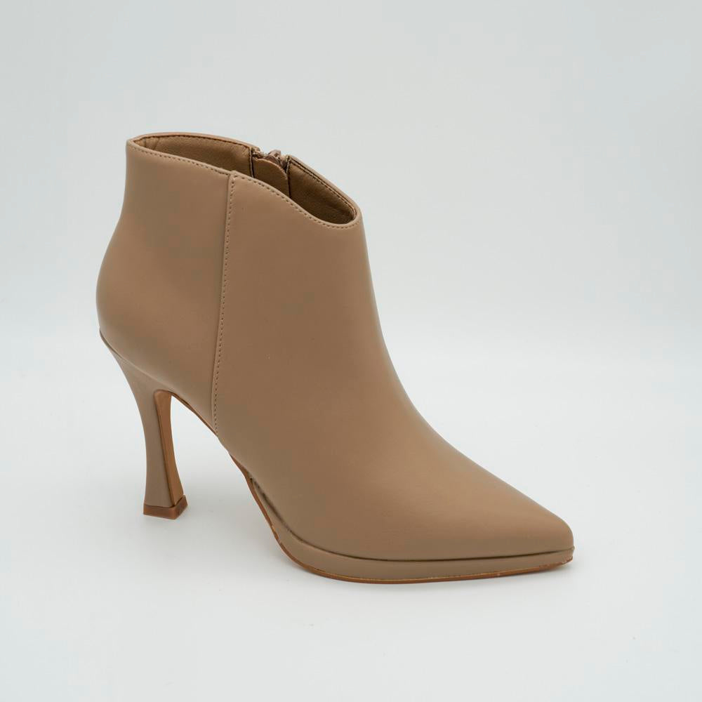 03719_11|379bfeeb81db6fa80712adf5b850c32b