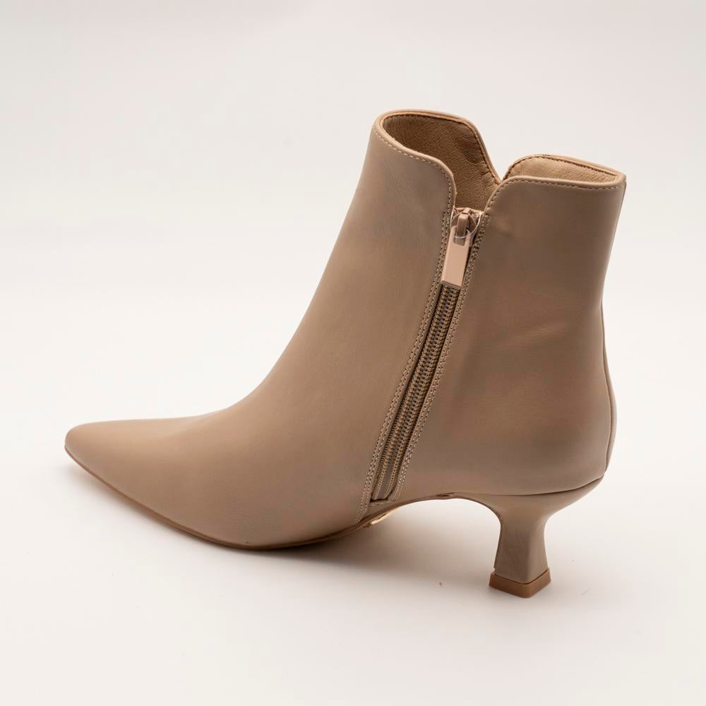 03723_11_0|ee3799b347a3f8300a1517f2f648823a