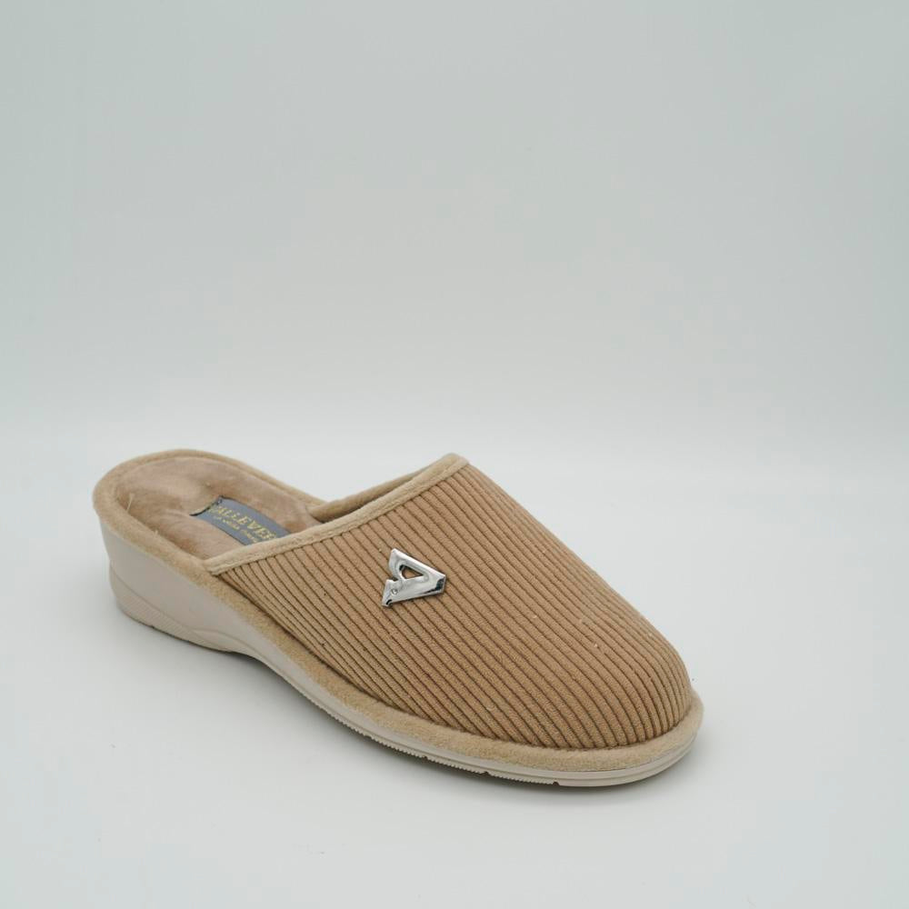 03794_10|d83edae1a097178718bb82dabad34448