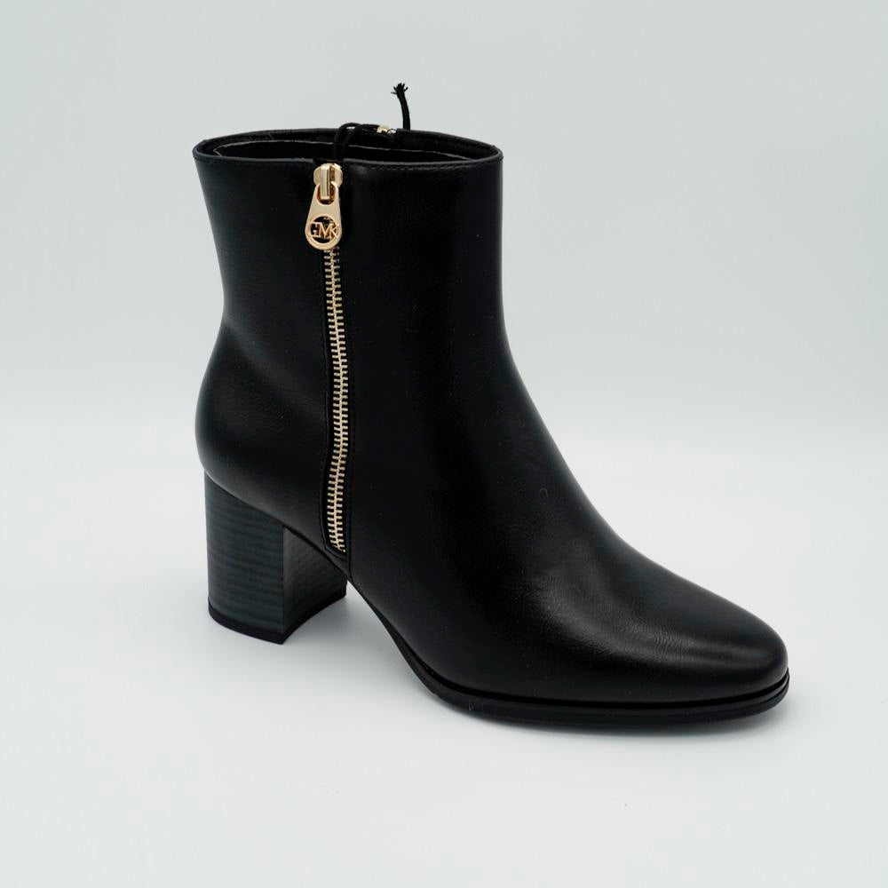 03819_1|653ee031ab30b09d057d4417d959d314