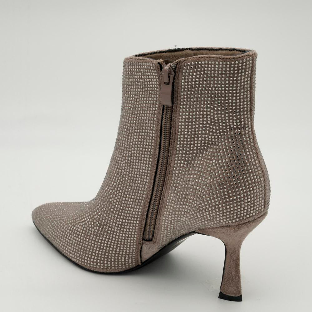 04259_13_0|d0c89cb0ac0edcae72466ccf9e11ca83