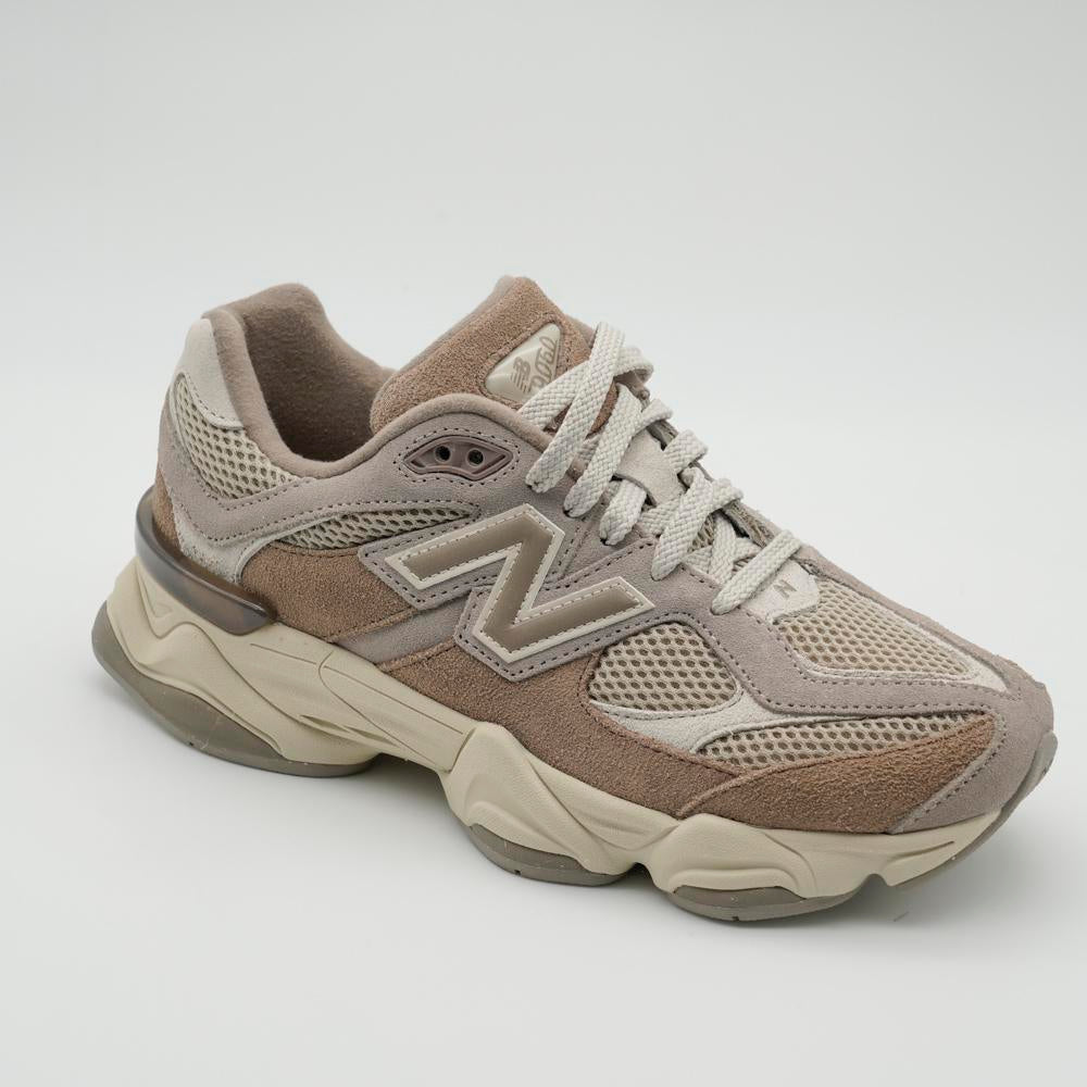 04371_325|099ddd7e4873cd978e4f2351bf539d20