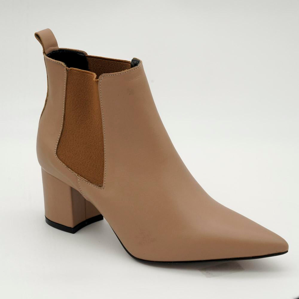 04394_10|f0512dcad4c3a89ed0fa78a0505b0c0a