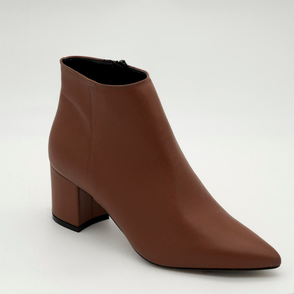 04395_22|62d9a40d0f099f5a24116ce6aa3e4216