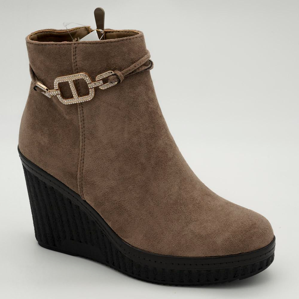 04442_13|20b6e082a7cec3af0a30dd4a57cd511d