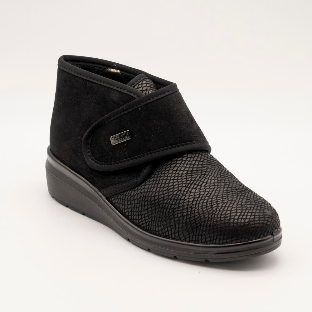 04523_1|81f5e7b1447bf410ceb4c7e1ed5e3fb5