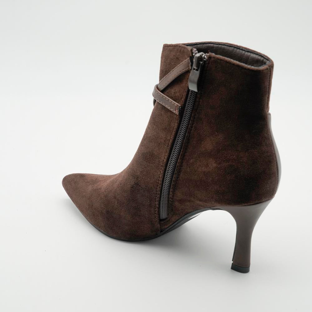 04546_14_0|c8921748527b63e3bb7c469ab244f69b