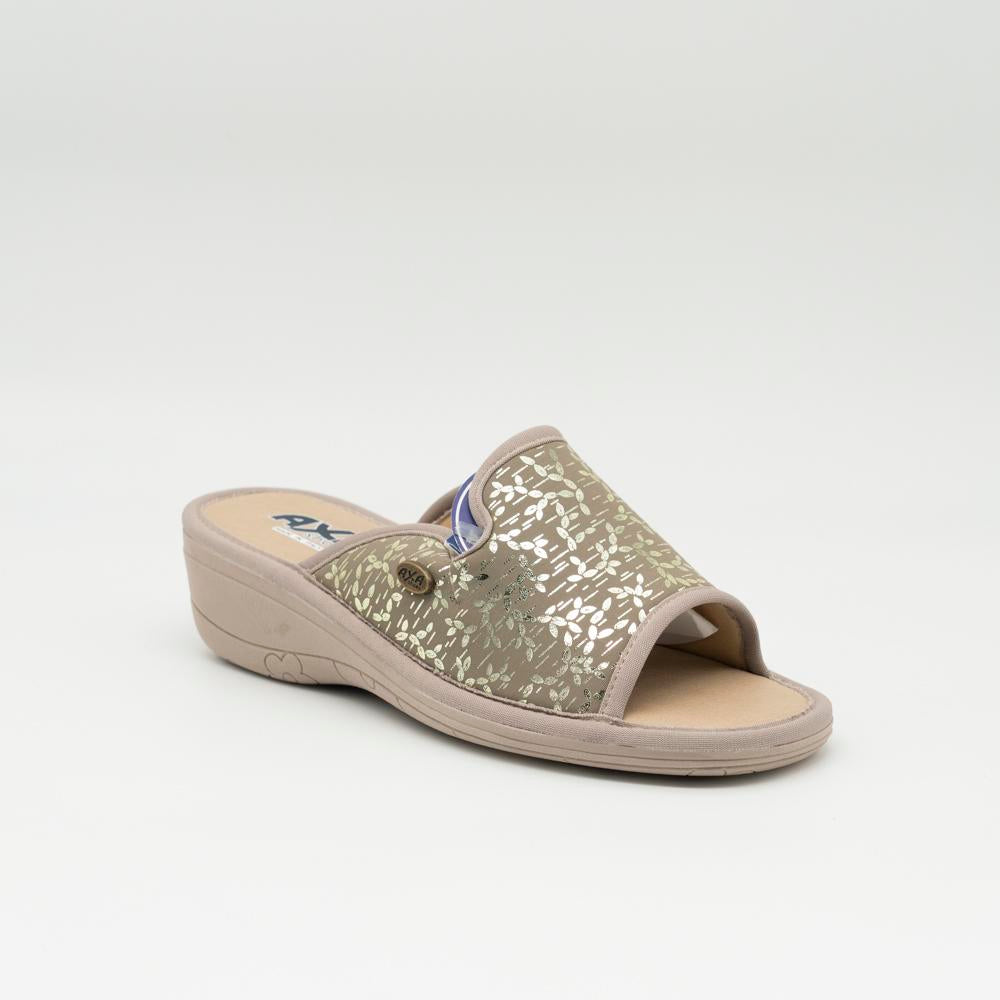 05790_11|84fc6aa6e4b297c2138de3a6b4f9433f